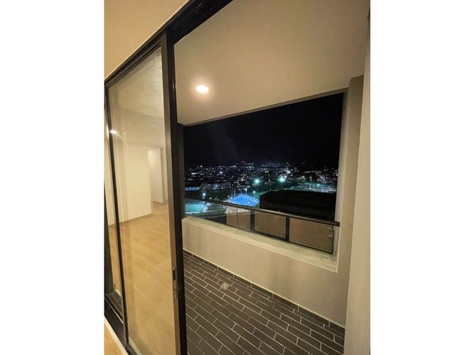 Apartamento de 3 alcobas en venta en El Porvenir, La Ceja, 80 m² · foto 10 de 16