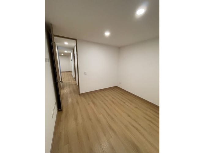 Apartamento de 3 alcobas en venta en El Porvenir, La Ceja, 80 m² · foto 11 de 16