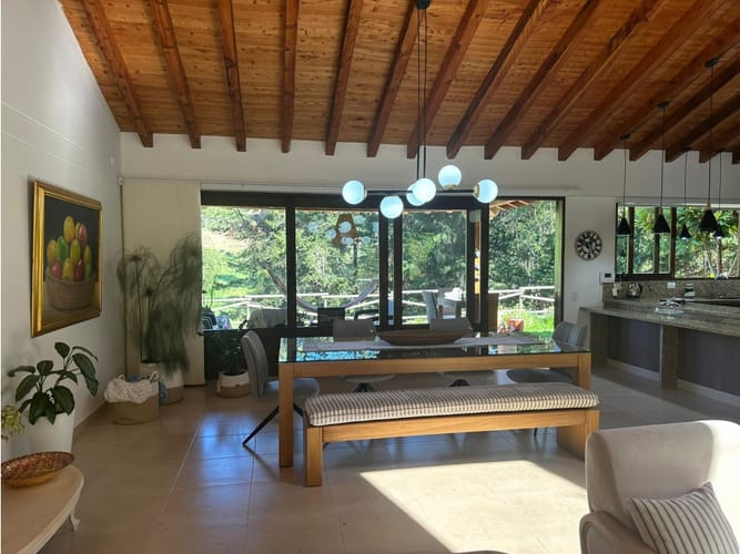 Casa de 4 alcobas en venta en Llano Grande, Rionegro, 350 m² · foto 3 de 24