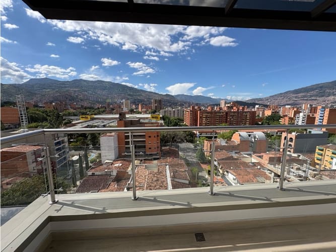 Apartamento en venta en Laureles, Medellín · foto 22 de 24