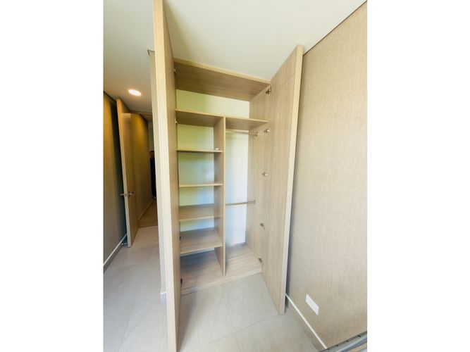 Apartamento de 5 alcobas en venta en Cabeceras De Llanogrande, Rionegro, 207 m² · foto 13 de 24