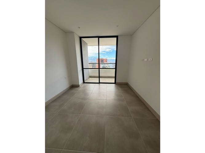 Apartamento de 2 alcobas en venta en El Poblado, Medellín, 87 m² · foto 10 de 24