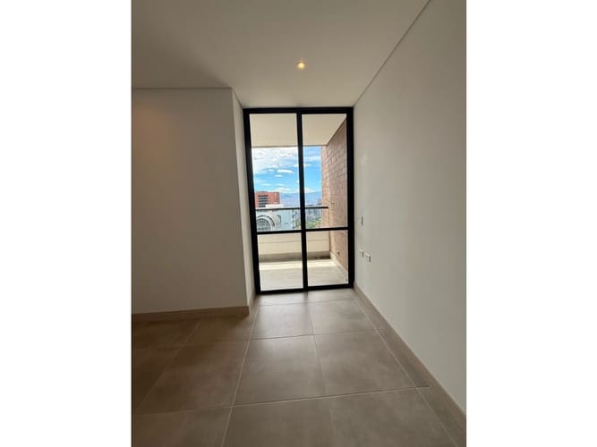 Apartamento de 2 alcobas en venta en El Poblado, Medellín, 87 m² · foto 21 de 24