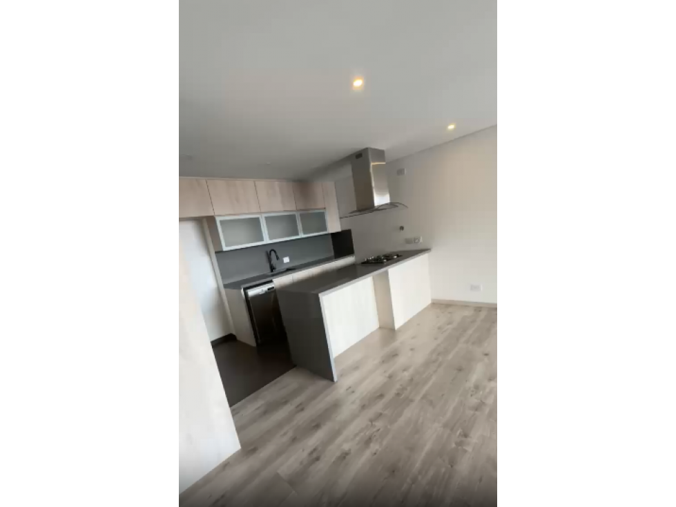 2BR Apartment in El Poblado (81 m²) for Sale