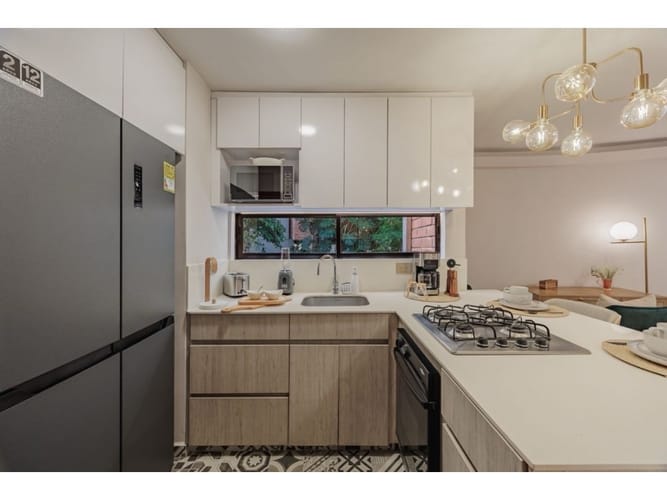 Apartamento en venta en El Poblado, Medellín · foto 12 de 20