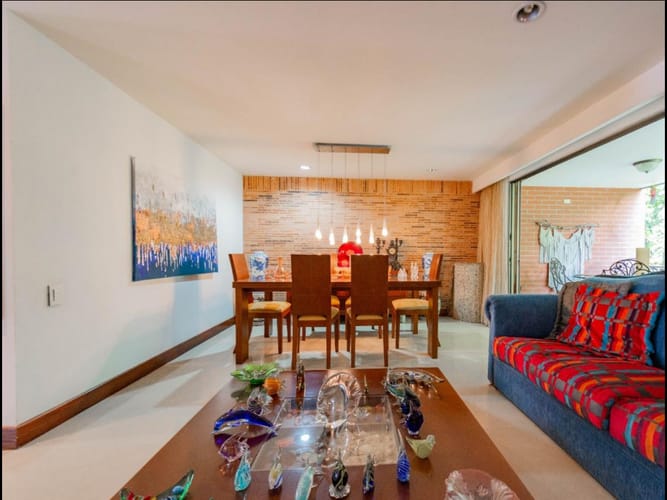 Casa de 3 alcobas en venta en Loma Del Esmeraldal, Envigado, 273 m² · foto 3 de 16