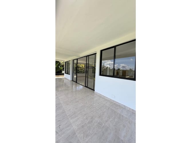 Casa de 3 alcobas en venta en El Porvenir, Rionegro, 370 m² · foto 8 de 24