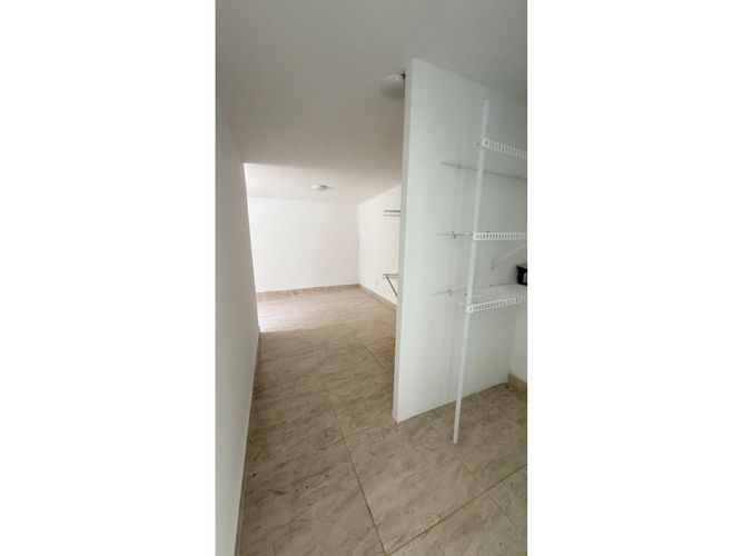 Casa de 3 alcobas en venta en El Porvenir, Rionegro, 370 m² · foto 14 de 24