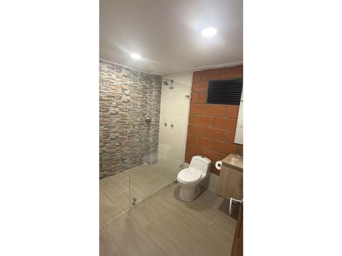 Casa de 4 alcobas en venta en Santa Elena, Guarne, 300 m² · foto 6 de 19