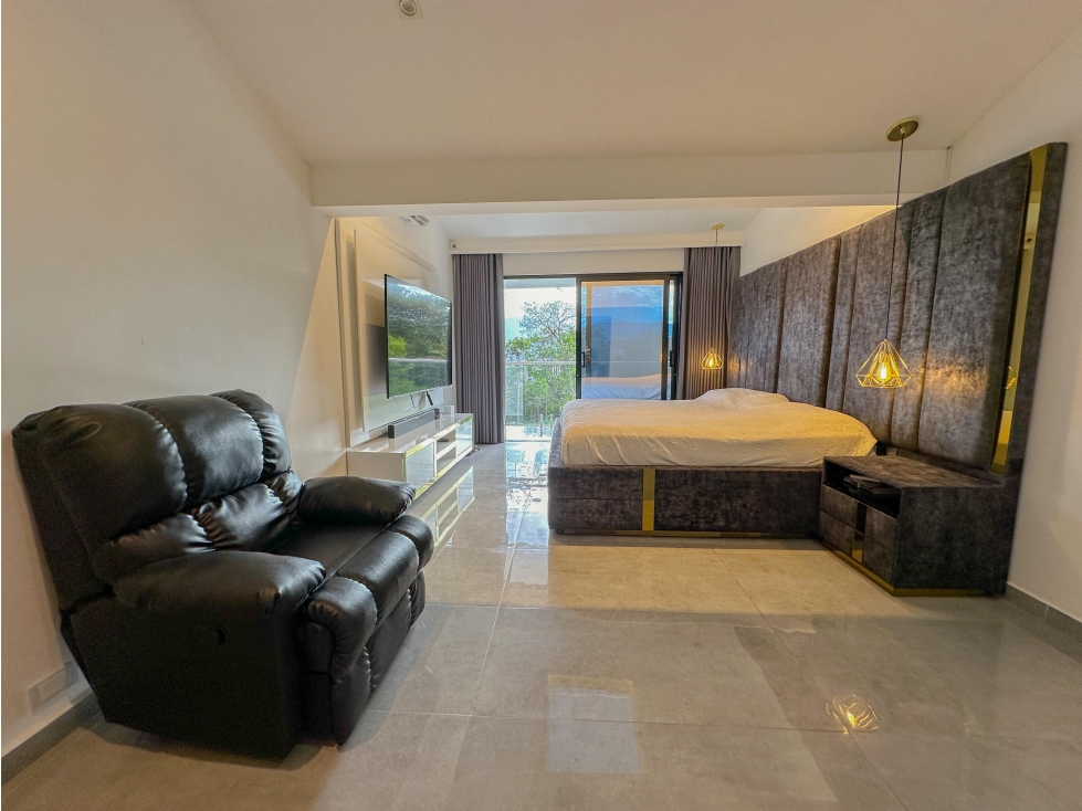 Casa en arriendo en La Candelaria, Medellín · foto 17 de 24