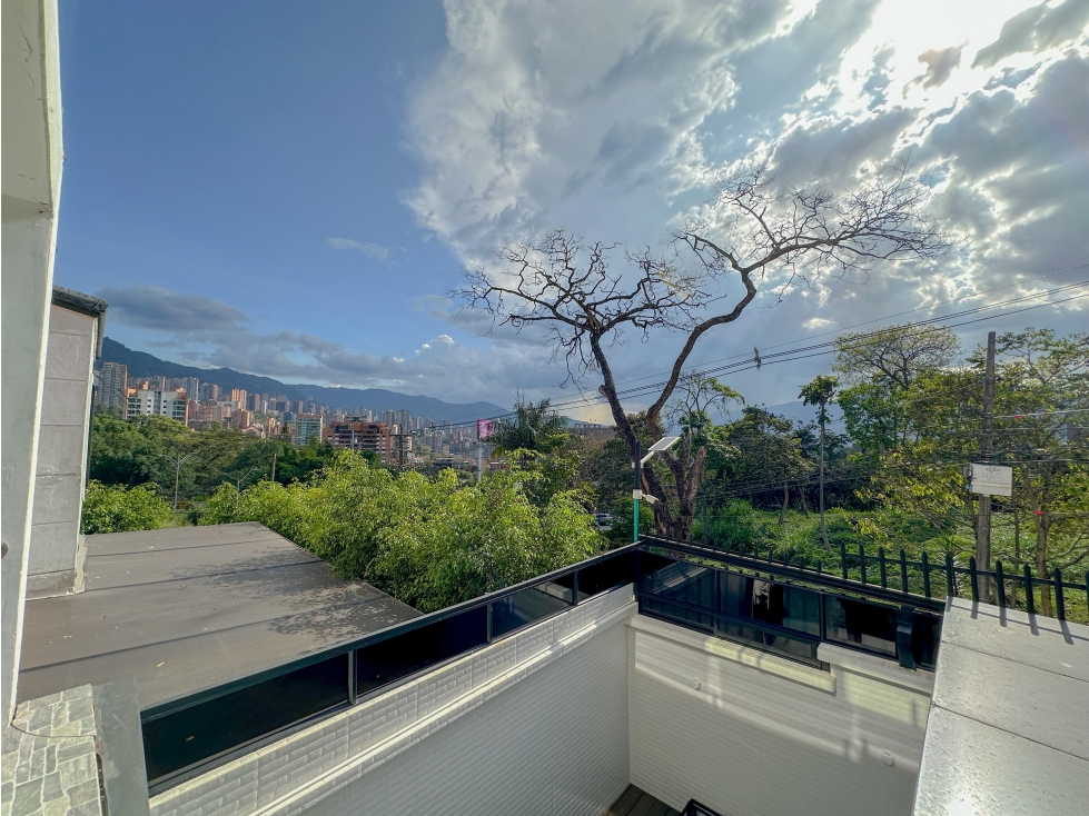 Casa en arriendo en La Candelaria, Medellín · foto 24 de 24