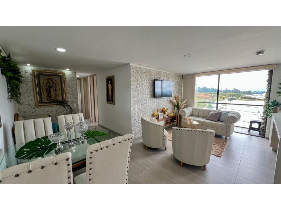 Apartamento en venta en Marinilla · foto 2 de 23