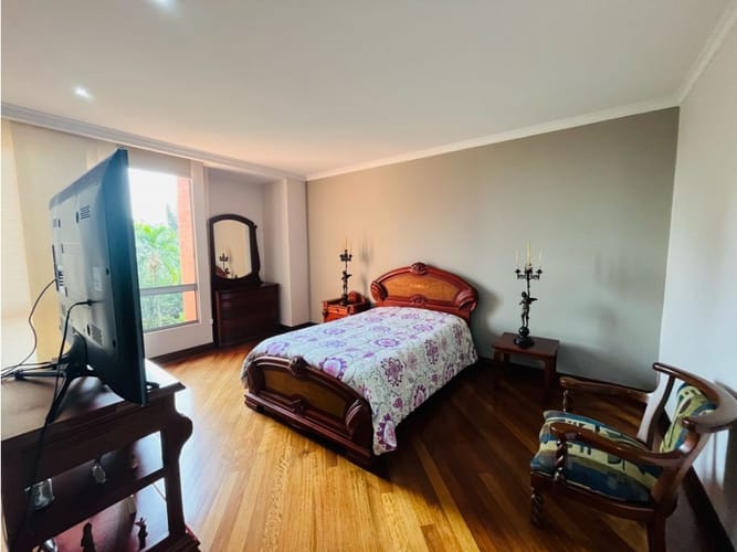 Apartamento de 4 alcobas en venta en La Florida, Medellín, 410 m² · foto 20 de 24