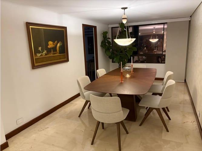 Apartamento de 3 alcobas en venta en Los Naranjos, Medellín, 170 m² · foto 5 de 24