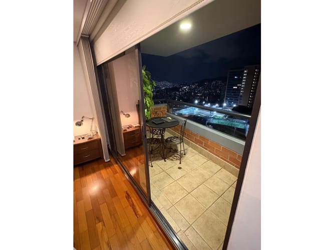 Apartamento de 3 alcobas en venta en Los Naranjos, Medellín, 170 m² · foto 7 de 24