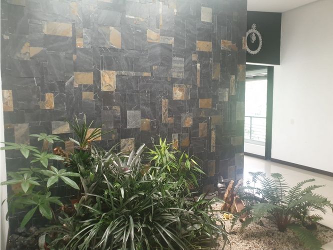 Casa de 5 alcobas en venta en Llano Grande, Rionegro, 550 m² · foto 7 de 7