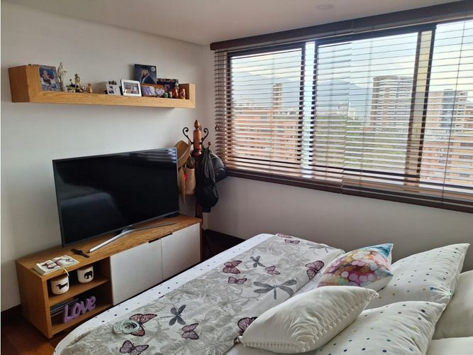 Apartamento de 3 alcobas en venta en Los Naranjos, Medellín, 170 m² · foto 20 de 24
