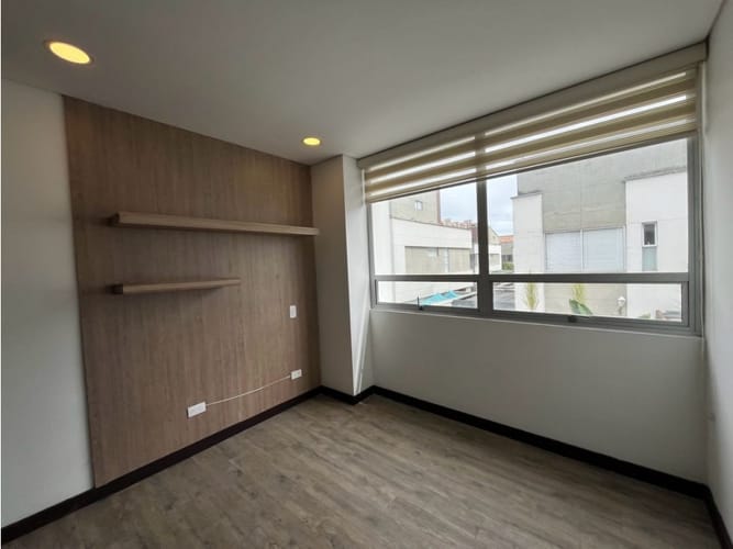 Casa de 4 alcobas en venta en El Porvenir, Rionegro, 220 m² · foto 13 de 22