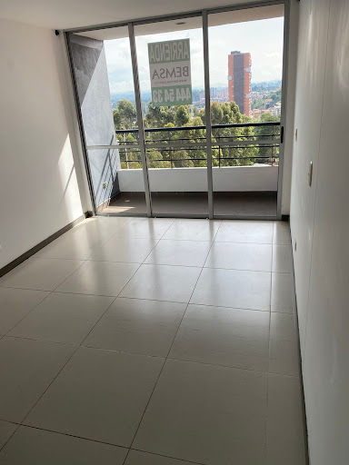 Apartamento en Arriendo en Los Colegios, Rionegro