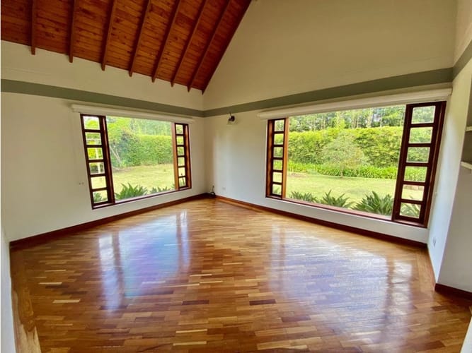 Casa de 4 alcobas en arriendo en Llano Grande, Rionegro, 300 m² · foto 7 de 24