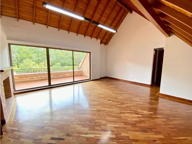 Casa de 4 alcobas en arriendo en Llano Grande, Rionegro, 300 m² · foto 12 de 24