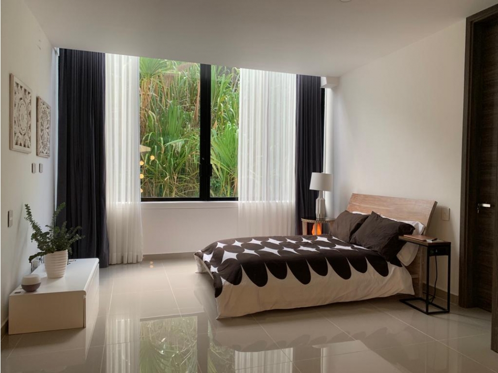 Casa en arriendo en El Poblado, Medellín · foto 21 de 24