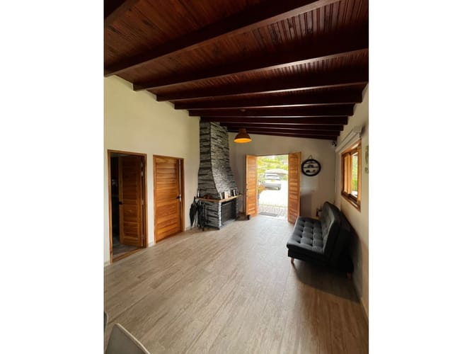 Casa de 4 alcobas en arriendo en Guarne, 237 m² · foto 7 de 16