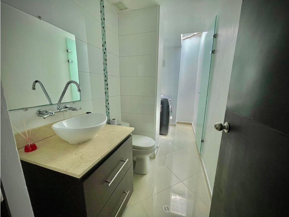 Apartamento en arriendo en Laureles, Medellín · foto 9 de 11