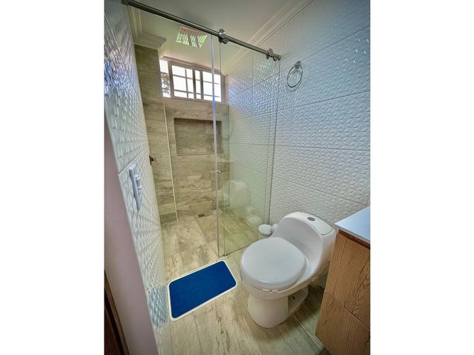 Casa de 5 alcobas en arriendo en El Porvenir, Guarne, 400 m² · foto 14 de 24
