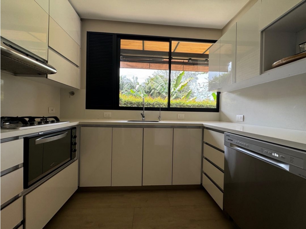 Apartamento en arriendo en Llano Grande, Rionegro · foto 3 de 19
