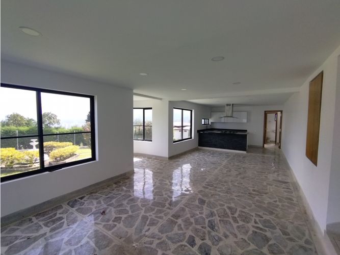 Casa de 4 alcobas en arriendo en San Rafael, Envigado, 380 m² · foto 22 de 24