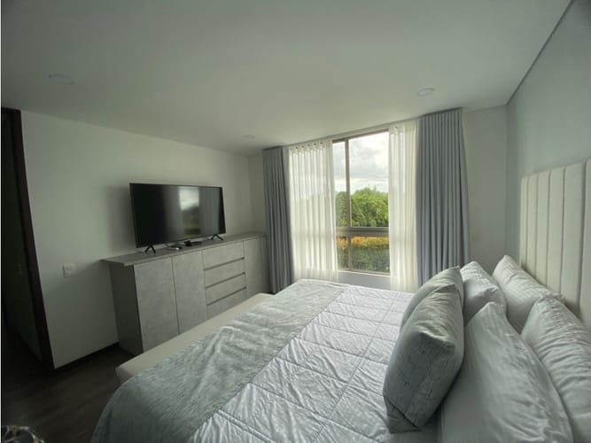 Apartamento de 2 alcobas en arriendo en Llano Grande, Rionegro, 90 m² · foto 7 de 8