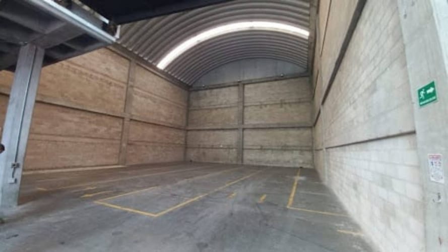 Bodega en arriendo en Pan De Azucar, La Estrella, 560 m² · foto 3 de 12