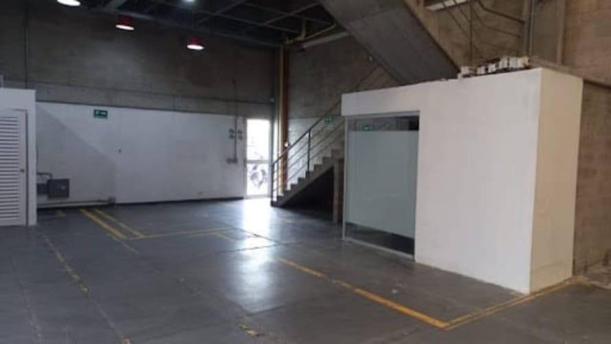 Bodega en arriendo en Pan De Azucar, La Estrella, 560 m² · foto 8 de 12