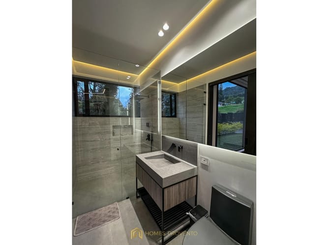 Casa de 7 alcobas en arriendo en El Tablazo, Rionegro, 1000 m² · foto 24 de 24