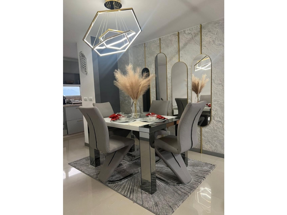 Apartamento en arriendo en El Poblado, Medellín · foto 3 de 24
