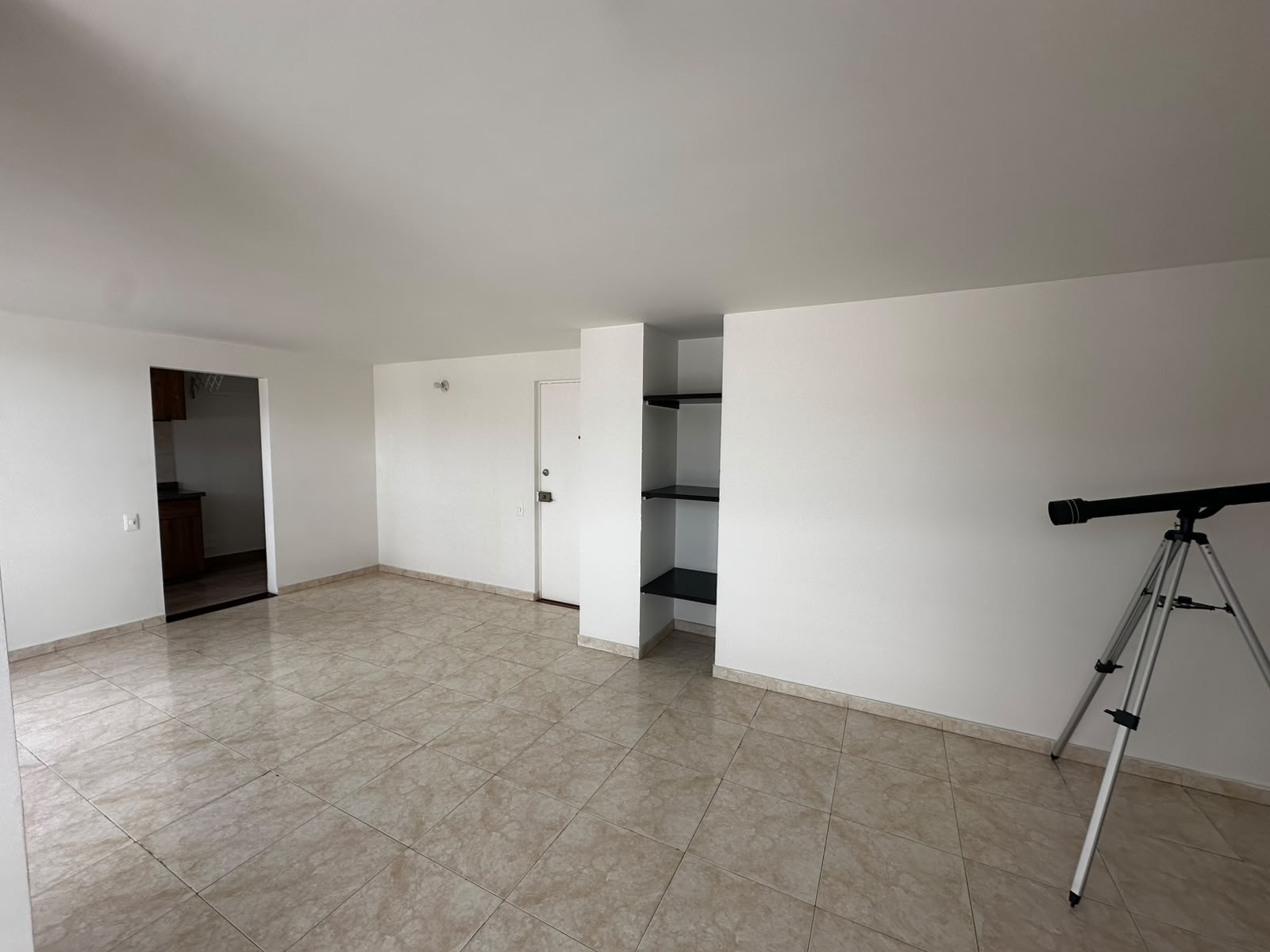 Apartamento en venta en Normandia, Bogotá · foto 4 de 11