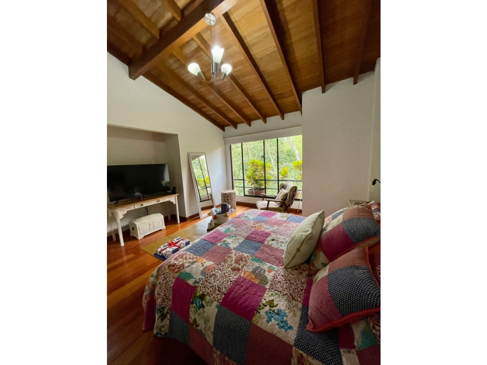 Casa en arriendo en El Poblado, Medellín · foto 12 de 24