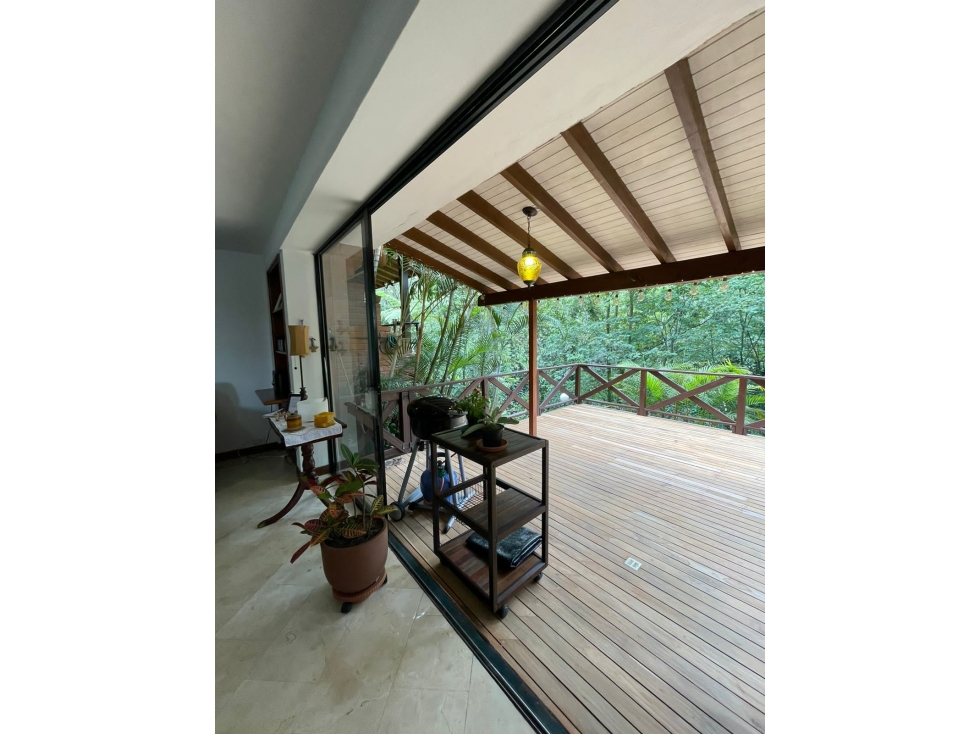 Casa en arriendo en El Poblado, Medellín · foto 21 de 24