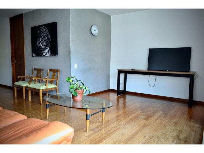 Apartamento de 2 alcobas en arriendo en El Tesoro, Medellín, 87 m² · foto 6 de 24