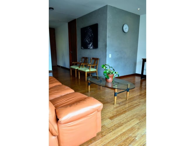 Apartamento de 2 alcobas en arriendo en El Tesoro, Medellín, 87 m² · foto 7 de 24