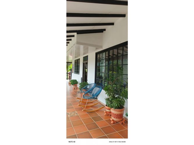 Casa de 4 alcobas en arriendo en El Salado, Guarne, 290 m² · foto 16 de 23