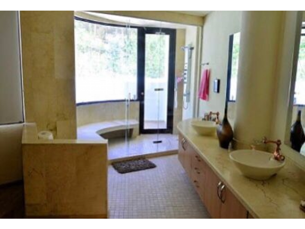 4BR House in Santa Elena (587 m²) - 3