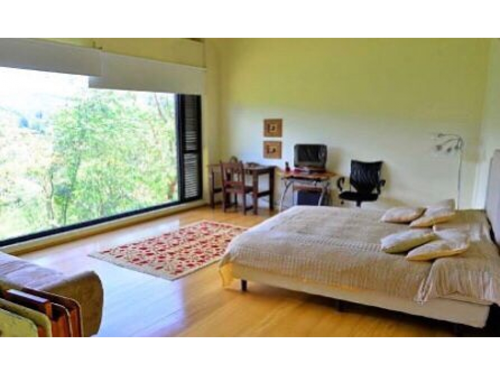 4BR House in Santa Elena (587 m²) - 4