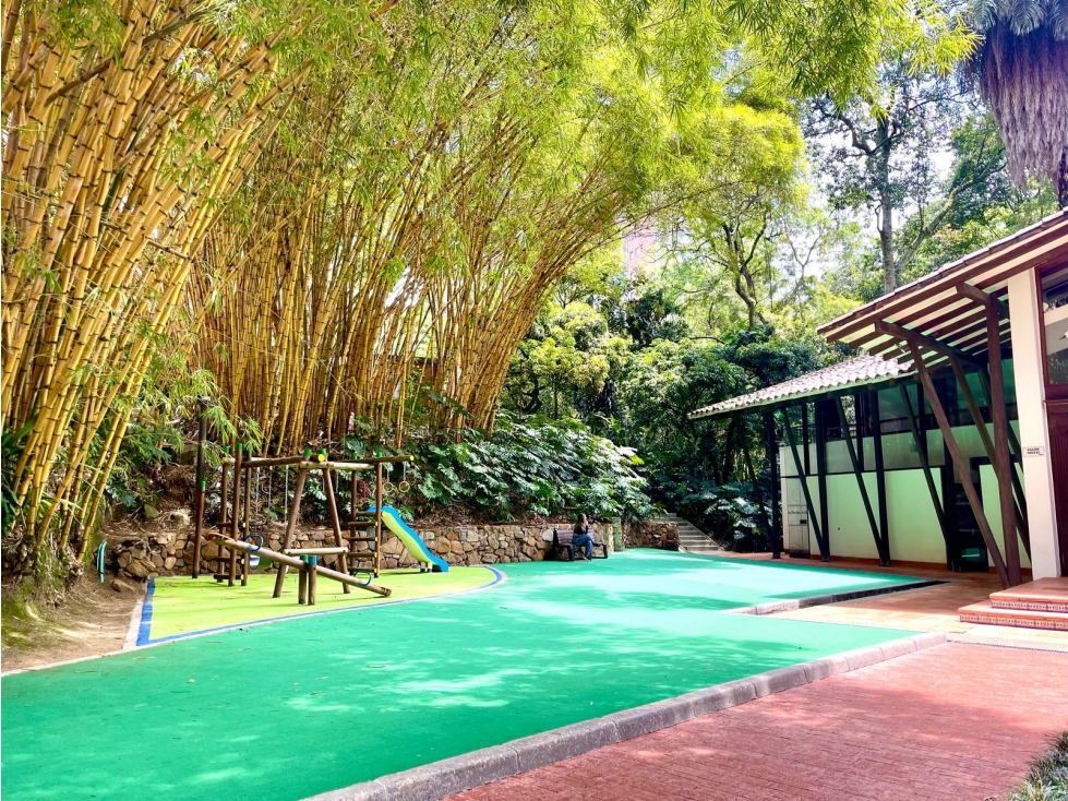 Apartamento en arriendo en El Poblado, Medellín · foto 14 de 24