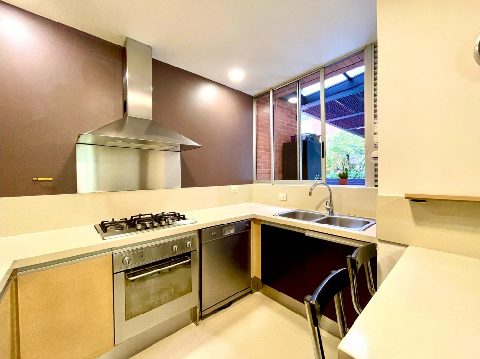 Apartamento en arriendo en El Poblado, Medellín · foto 17 de 24