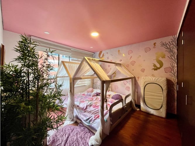 Apartamento de 3 alcobas en arriendo en El Tesoro, Medellín, 260 m² · foto 8 de 24