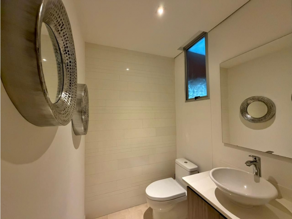 Apartamento en arriendo en El Poblado, Medellín · foto 5 de 24