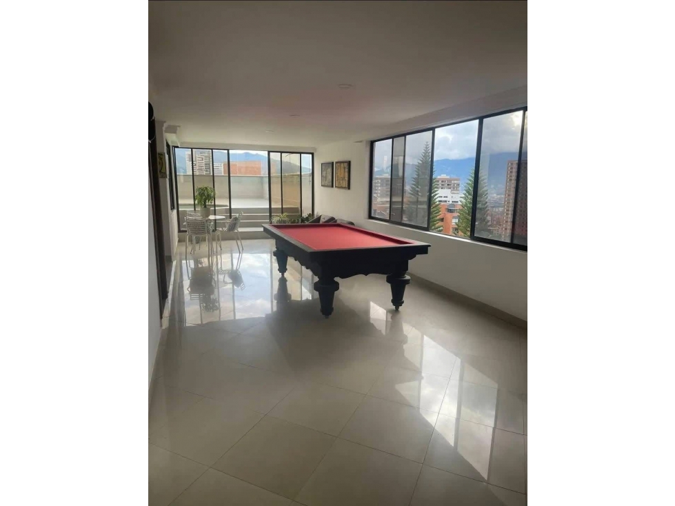 Apartamento en arriendo en Urbanización Las Cumbres, Medellín · foto 3 de 13