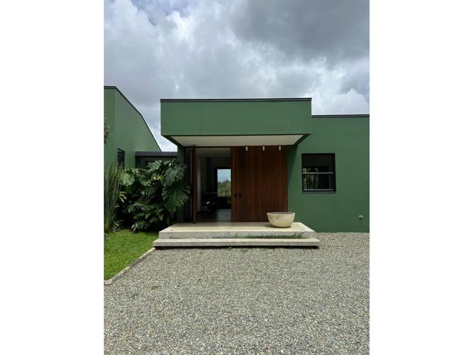 Casa de 4 alcobas en arriendo en Playa Rica-Rancheria, Rionegro, 360 m² · foto 14 de 24